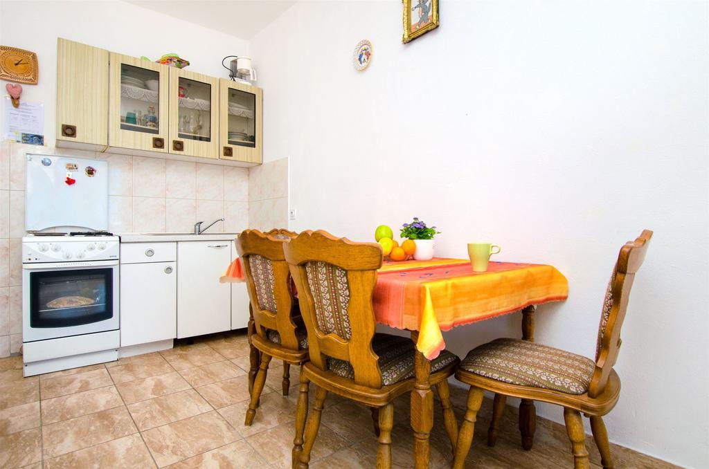 Apartments Ban Dugi Rat Ngoại thất bức ảnh