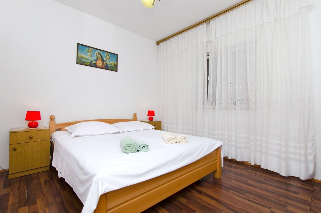 Apartments Ban Dugi Rat Ngoại thất bức ảnh