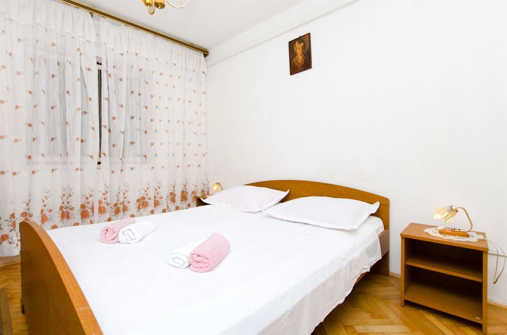 Apartments Ban Dugi Rat Ngoại thất bức ảnh