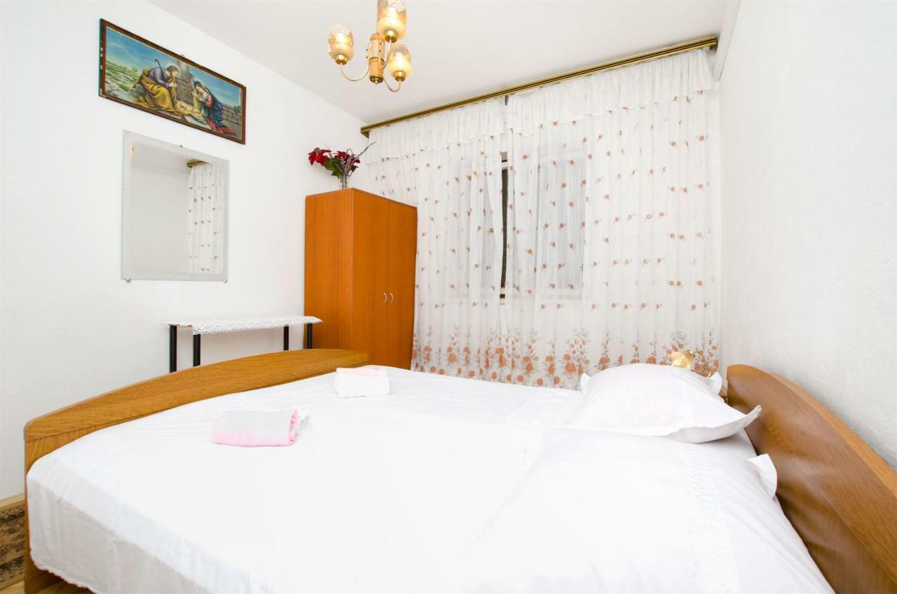 Apartments Ban Dugi Rat Phòng bức ảnh